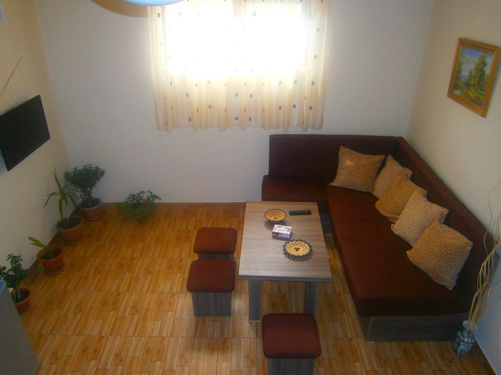 Aygestan Comfort Holiday Home Yerevan Room photo